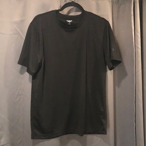 3/$10 Mens old navy active shirt.